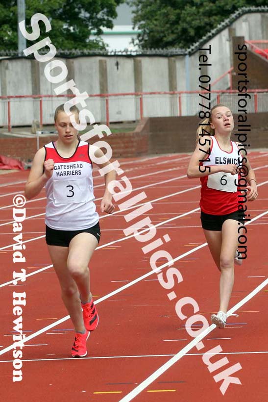 800 metres, 2021 Northumberland, Durham and Cleveland Schools. Photo: David T. Hewitson/Sports for All Pics